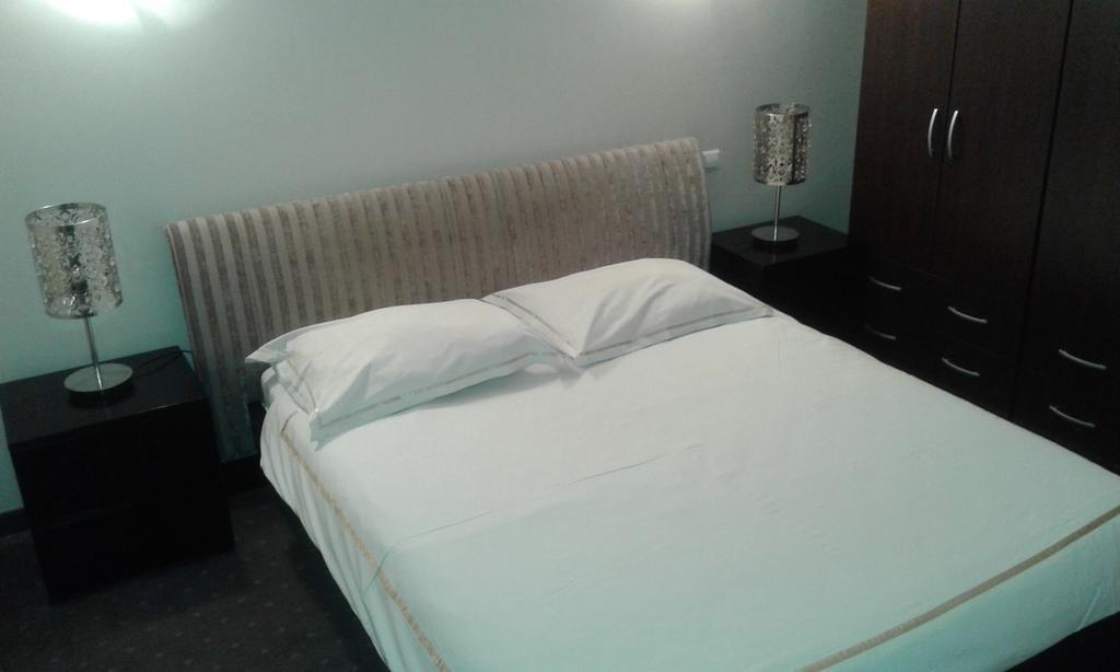 Vila Apolo Beograd Rom bilde